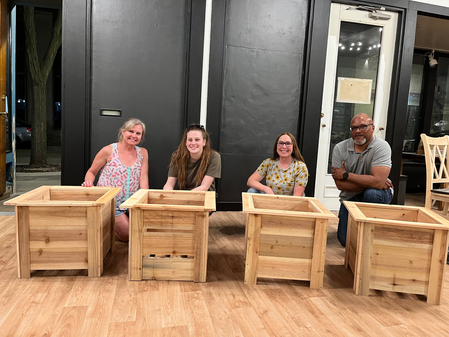 Large Cedar Planter Workshop