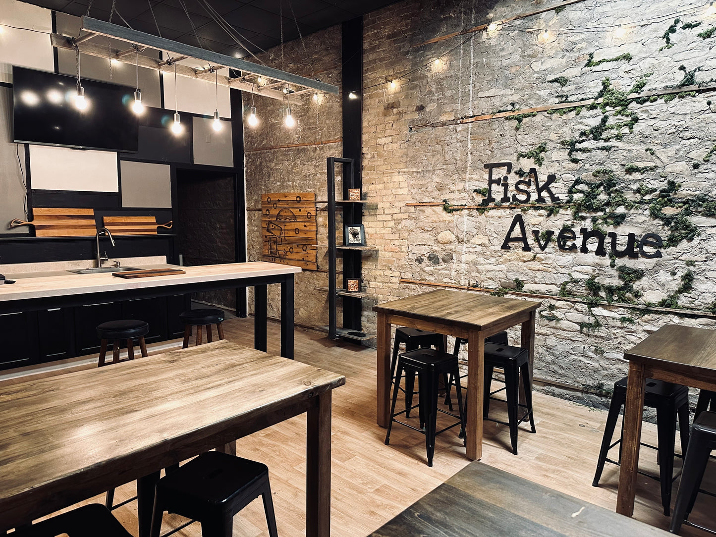 Private Workshop: Sign Soiree