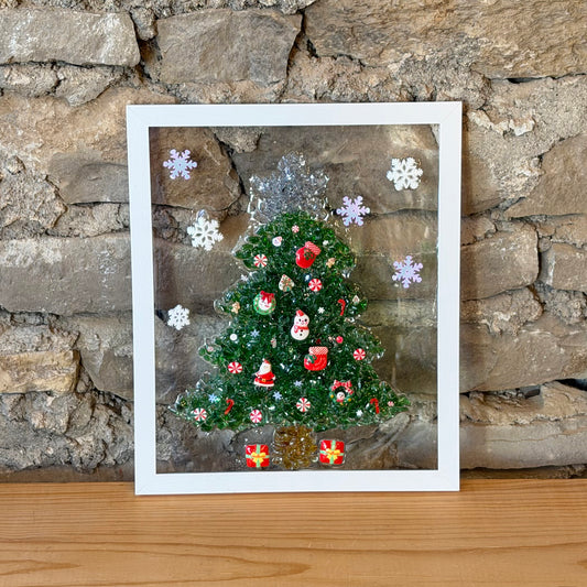 Christmas Tree Crushed Glass Suncatcher Workshop