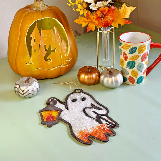 Ghost Crushed Glass Suncatcher Kit