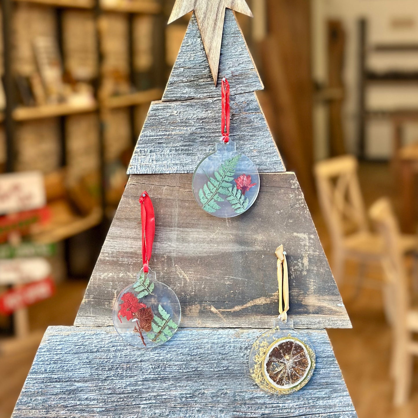 Epoxy Floral Ornaments Workshop